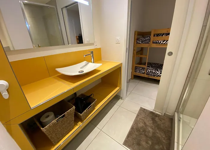 Апартаменты A Avec Parking, Wifi Et Acces Direct - Fr-1-374-219 *