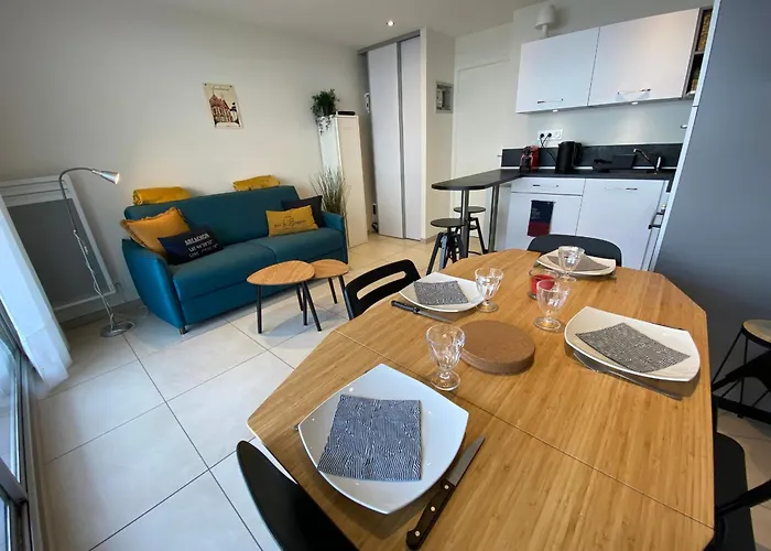 Апартаменты A Avec Parking, Wifi Et Acces Direct - Fr-1-374-219 *